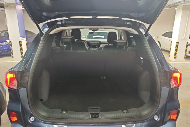 Used Ford Escape 2020 EcoBoost 245 Two-Wheel-Drive Titanium Edition Trunk