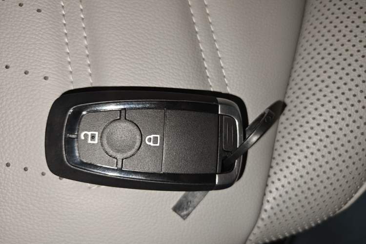Used Ford Escape 2020 EcoBoost 245 Two-Wheel-Drive Titanium Edition Vehicle Key