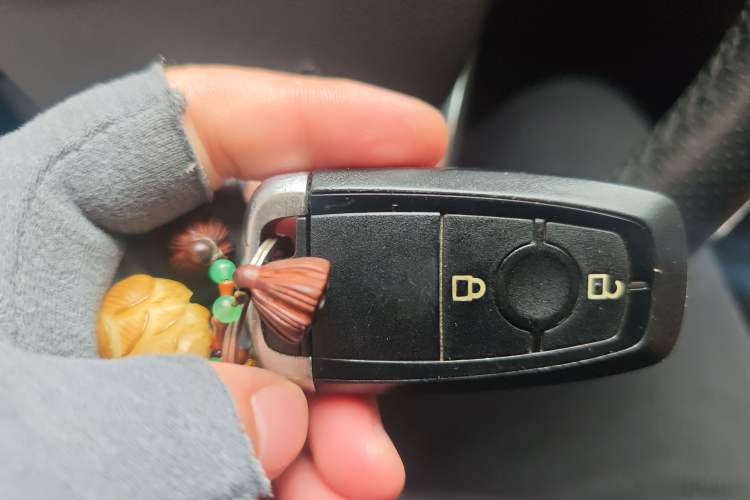 Used Ford Escape 2020 EcoBoost 245 Two-Wheel-Drive Titanium Edition Vehicle Key
