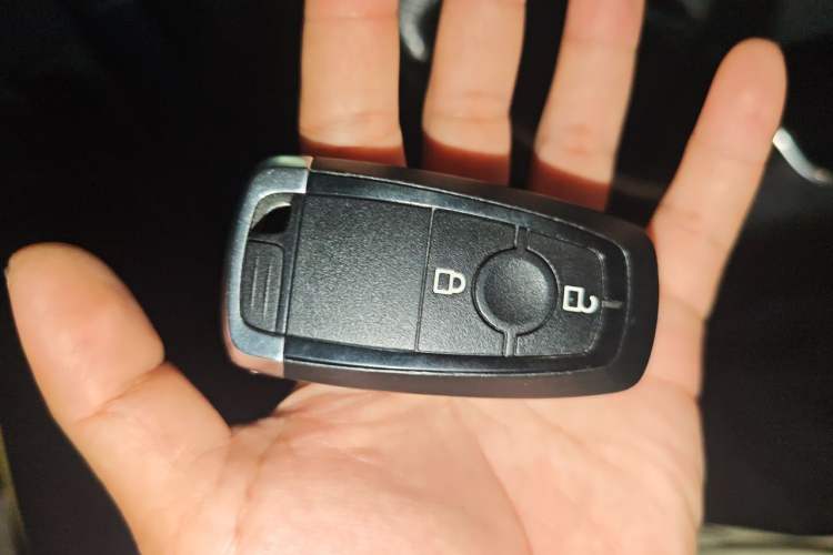 Used Ford Escape 2020 EcoBoost 245 Two-Wheel Drive Smart & Enjoyment Model Vehicle Key