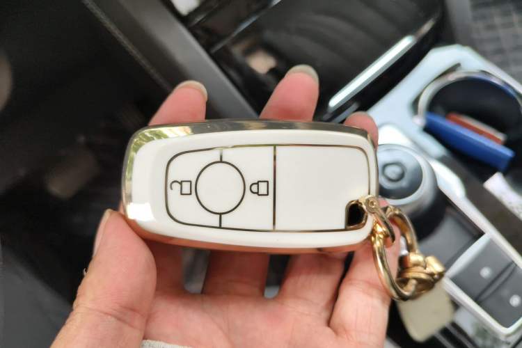 Used Ford Escape 2020 EcoBoost 245 Two-Wheel-Drive Titanium Edition Vehicle Key