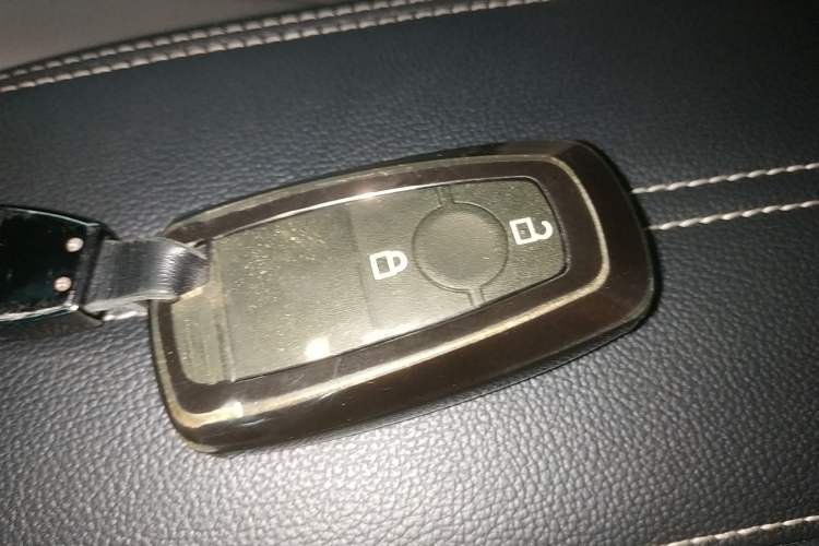 Used Ford Escape 2020 EcoBoost 245 Two-Wheel-Drive Titanium Edition Vehicle Key