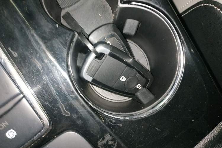 Used Ford Escape 2020 EcoBoost 245 Two-Wheel-Drive Titanium Edition Vehicle Key
