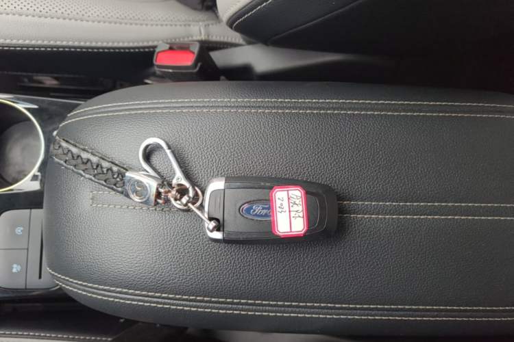 Used Ford Escape 2020 EcoBoost 245 Two-Wheel-Drive Titanium Edition Vehicle Key