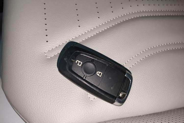 Used Ford Escape 2020 EcoBoost 245 Two-Wheel-Drive Titanium Edition Vehicle Key