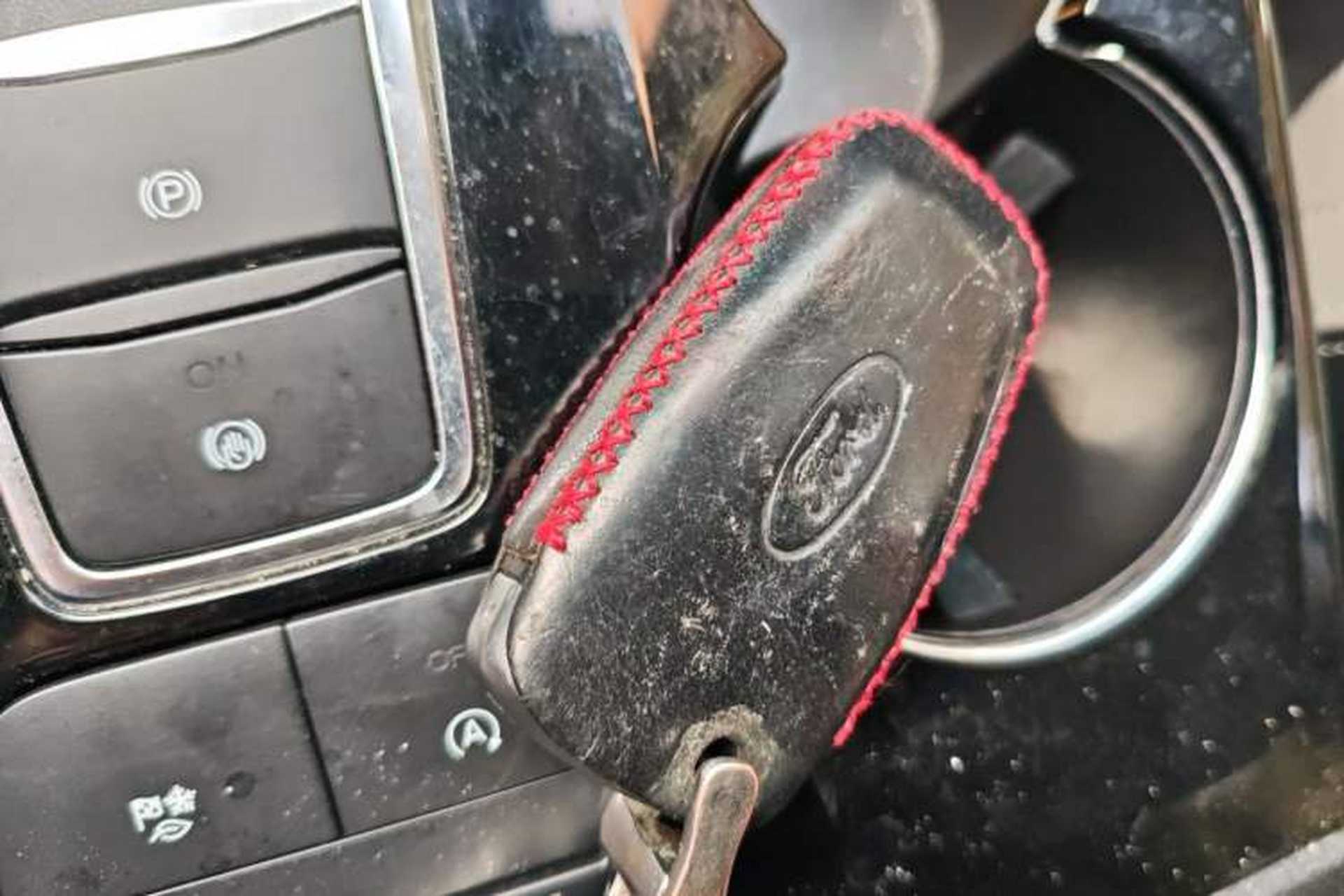 Used Ford Escape 2020 EcoBoost 245 Two-Wheel-Drive Titanium Edition Vehicle Key