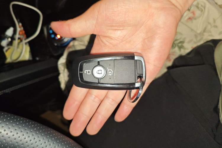Used Ford Escape 2020 EcoBoost 245 Two-Wheel-Drive Titanium Edition Vehicle Key