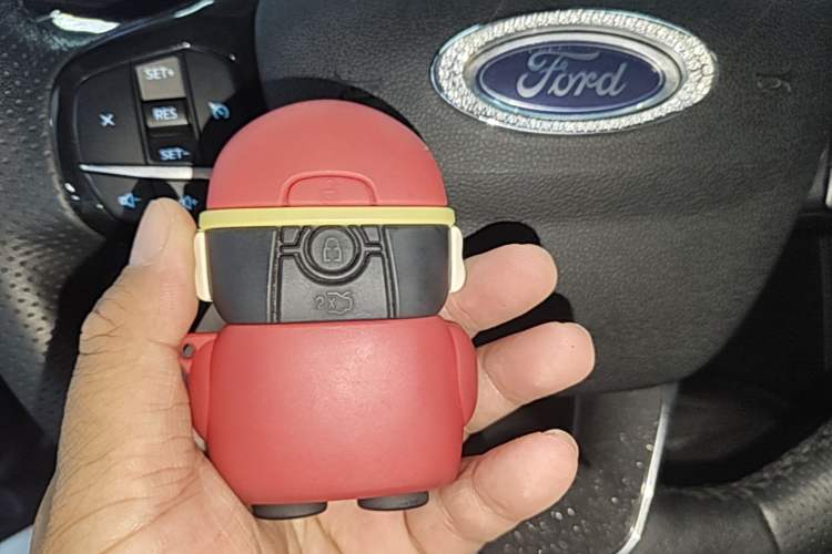 Used Ford Escape 2020 EcoBoost 245 Two-Wheel-Drive Titanium Edition Vehicle Key