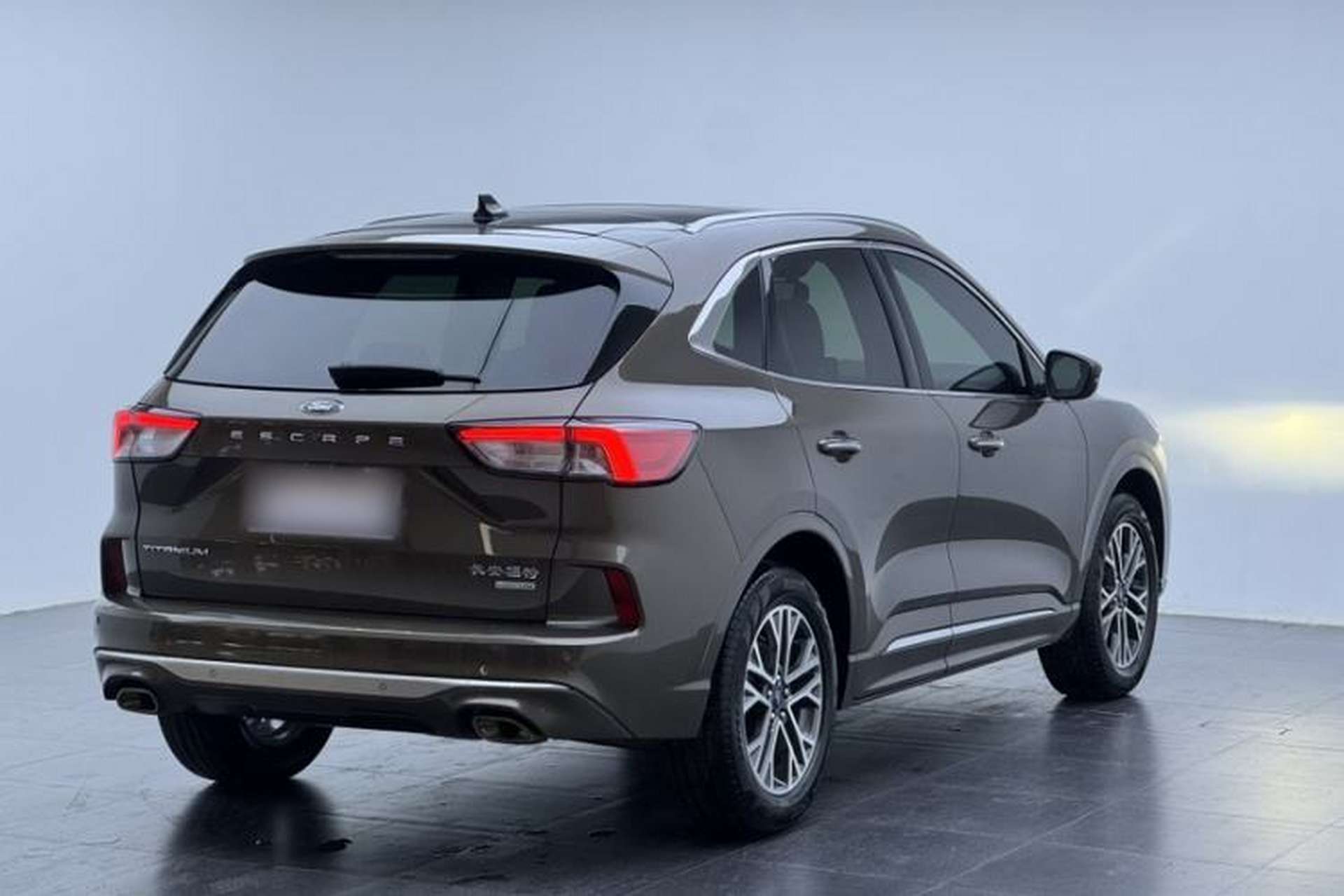 Used Ford Escape 2020 EcoBoost 245 Four-Wheel Drive Luxury Edition Exterior 7