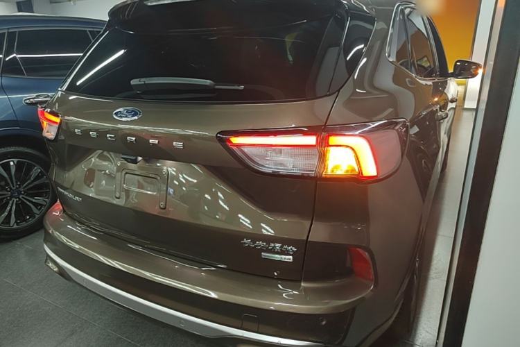 Used Ford Escape 2020 EcoBoost 245 Four-Wheel Drive Luxury Edition Rear Right 45 Deg