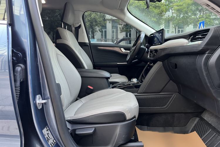 Used Ford Escape 2020 EcoBoost 245 Four-Wheel Drive ST-LINE Deluxe Edition Interior 12