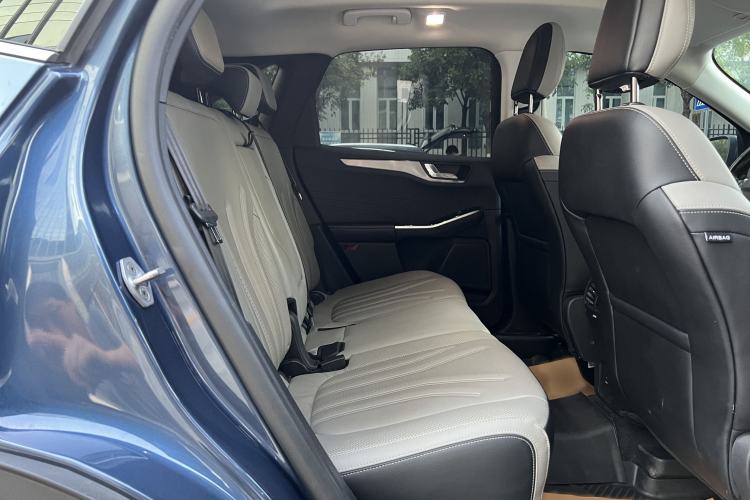 Used Ford Escape 2020 EcoBoost 245 Four-Wheel Drive ST-LINE Deluxe Edition Interior 9