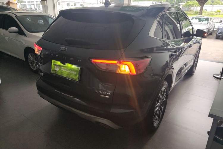 Used Ford Escape 2020 EcoBoost 245 Four-Wheel Drive ST-LINE Deluxe Edition Rear Right 45 Deg
