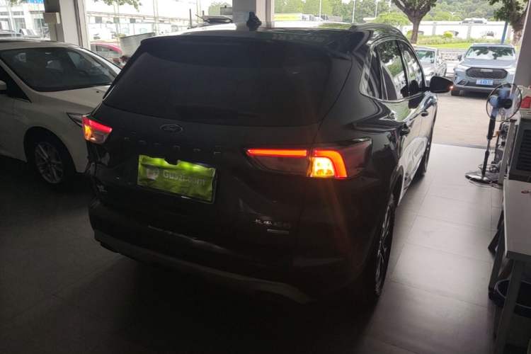 Used Ford Escape 2020 EcoBoost 245 Four-Wheel Drive ST-LINE Deluxe Edition Right Rear Taillight