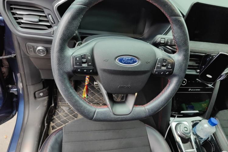 Used Ford Escape 2020 EcoBoost 245 Four-Wheel Drive ST-LINE Deluxe Edition Steering Wheel