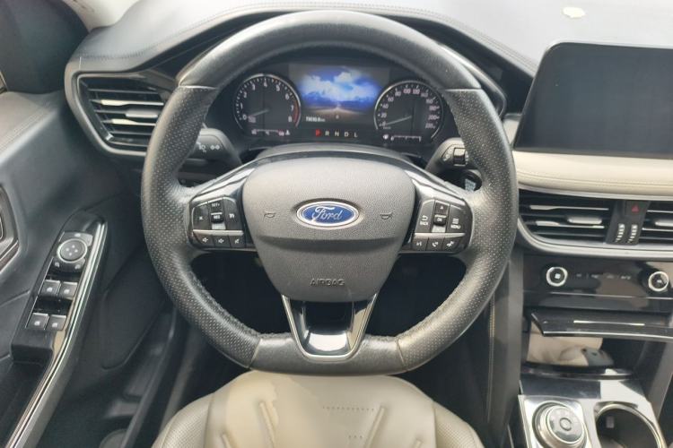 Used Ford Escape 2020 EcoBoost 245 Two-Wheel Drive Smart & Enjoyment Model Steering Wheel