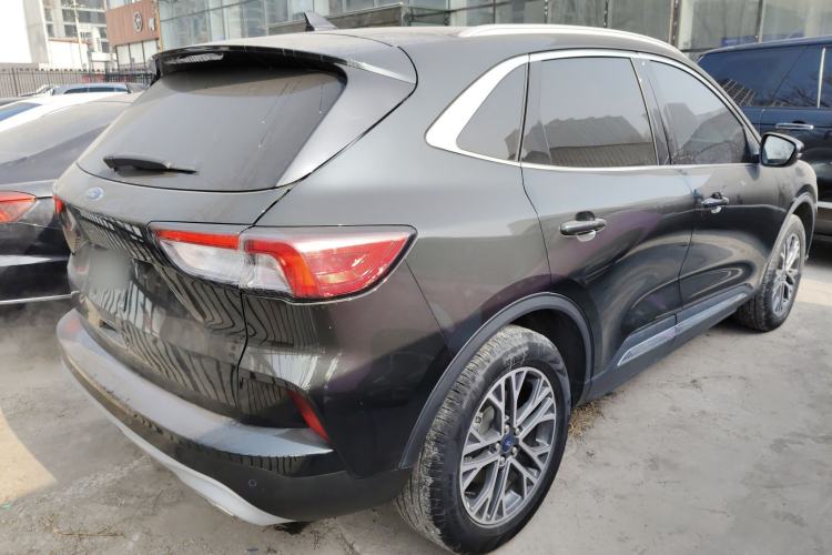 Used Ford Escape 2020 EcoBoost 245 Two-Wheel-Drive Titanium Edition Exterior 5