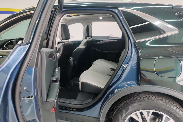 Used Ford Escape 2020 EcoBoost 245 Two-Wheel-Drive Titanium Edition Right Rear Seat