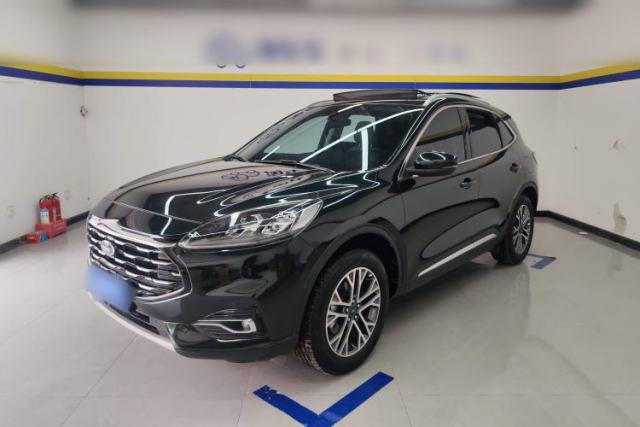 Used Ford Escape 2020 EcoBoost 245 Two-Wheel-Drive Titanium Edition