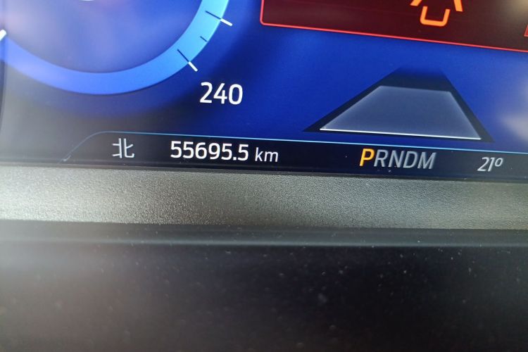 Used Ford Escape 2020 EcoBoost 245 Four-Wheel Drive ST-LINE Deluxe Edition Odometer Close Up