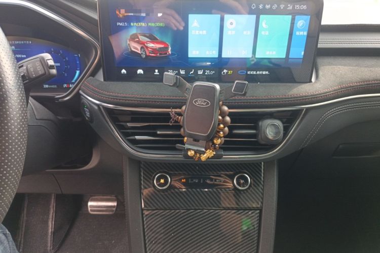 Used Ford Escape 2020 EcoBoost 245 Four-Wheel Drive ST-LINE Deluxe Edition Audio And AC Panel