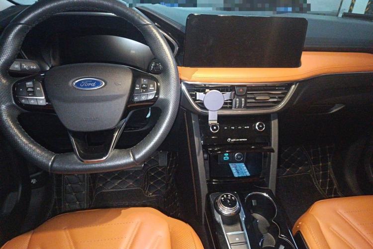 Used Ford Escape 2020 EcoBoost 245 Four-Wheel Drive Luxury Edition Center Console