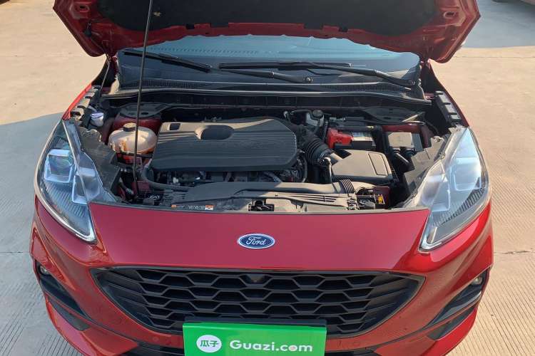 Used Ford Escape 2020 EcoBoost 245 Four-Wheel Drive ST-LINE Deluxe Edition Engine Bay