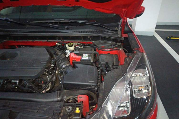 Used Ford Escape 2020 EcoBoost 245 Four-Wheel Drive Luxury Edition Engine Bay Left