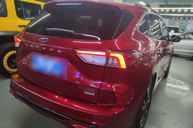 Used Ford Escape 2020 EcoBoost 245 Four-Wheel Drive ST-LINE Deluxe Edition Exterior 3