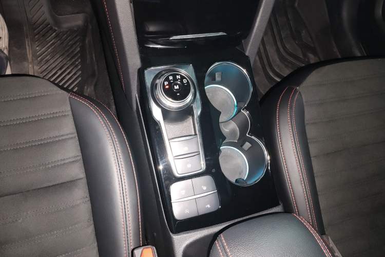Used Ford Escape 2020 EcoBoost 245 Four-Wheel Drive ST-LINE Deluxe Edition Gear Lever