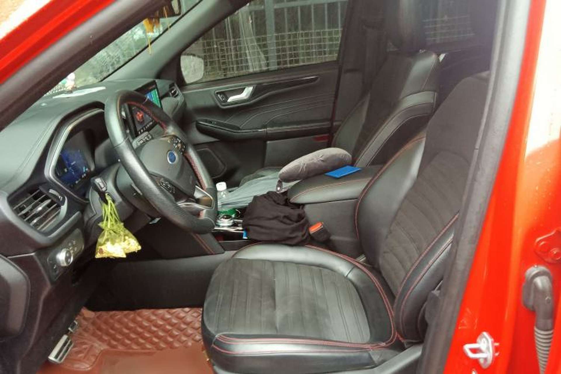Used Ford Escape 2020 EcoBoost 245 Four-Wheel Drive ST-LINE Deluxe Edition Left Front Seat