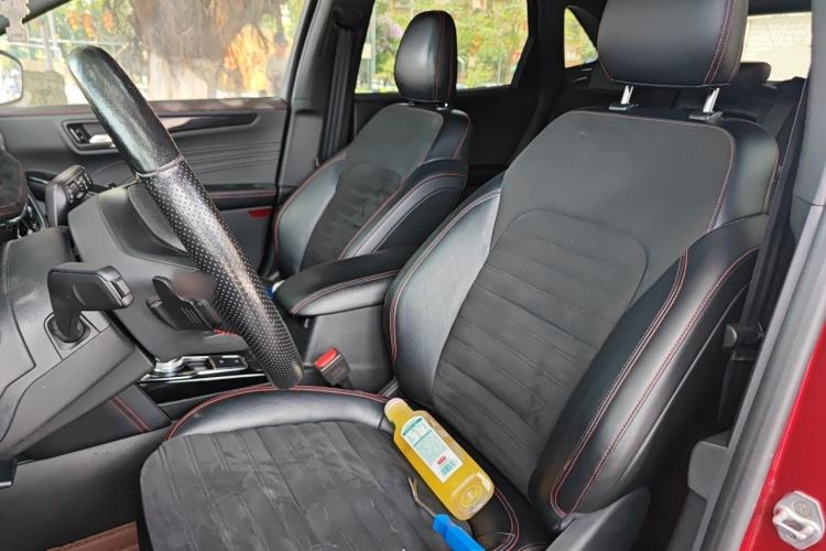 Used Ford Escape 2020 EcoBoost 245 Four-Wheel Drive ST-LINE Deluxe Edition Left Front Seat