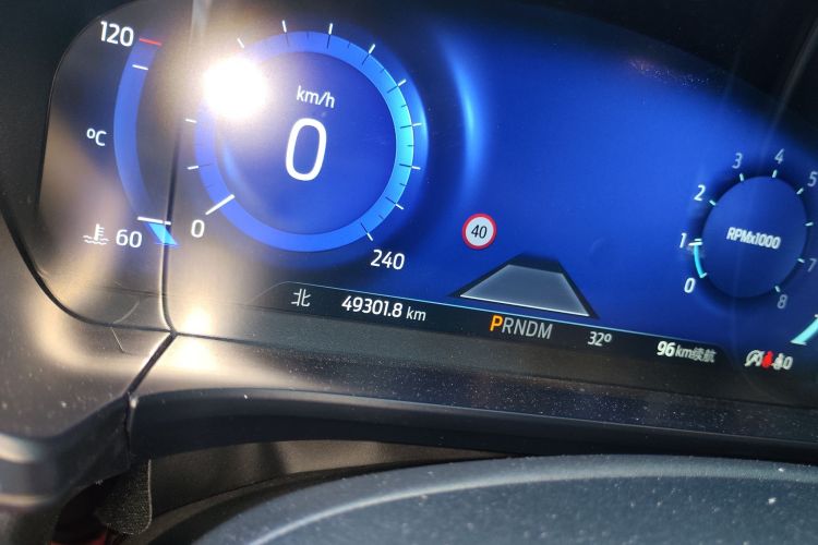 Used Ford Escape 2020 EcoBoost 245 Four-Wheel Drive ST-LINE Deluxe Edition Odometer Close Up