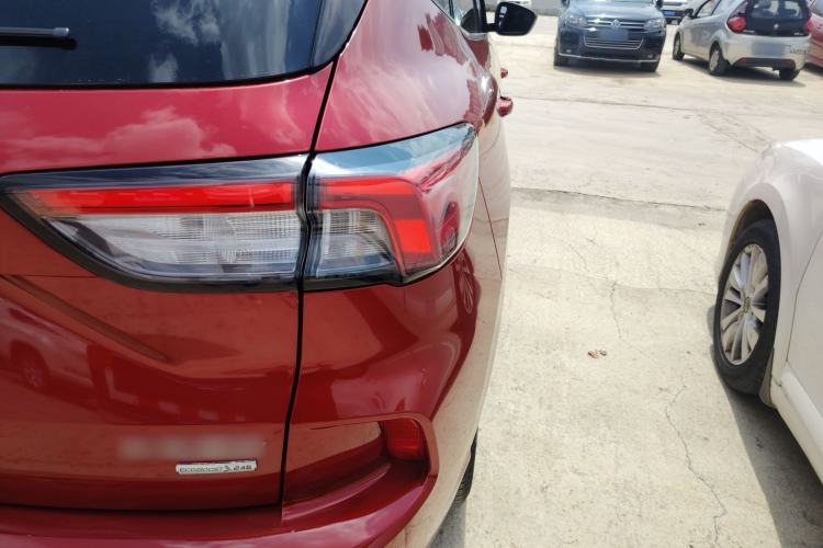 Used Ford Escape 2020 EcoBoost 245 Four-Wheel Drive ST-LINE Deluxe Edition Right Rear Taillight