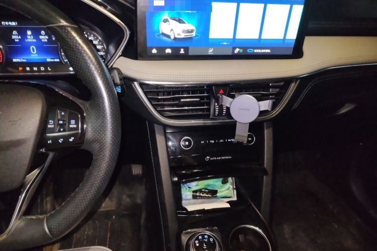 Used Ford Escape 2020 EcoBoost 245 Four-Wheel Drive Titanium Edition Audio And AC Panel