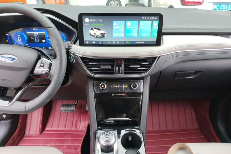 Used Ford Escape 2020 EcoBoost 245 Four-Wheel Drive Luxury Edition Audio And AC Panel
