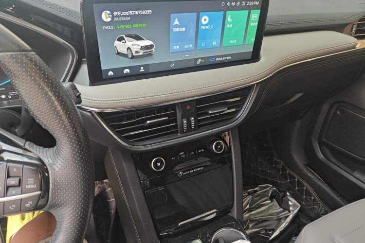 Used Ford Escape 2020 EcoBoost 245 Two-Wheel-Drive Titanium Edition Audio And AC Panel