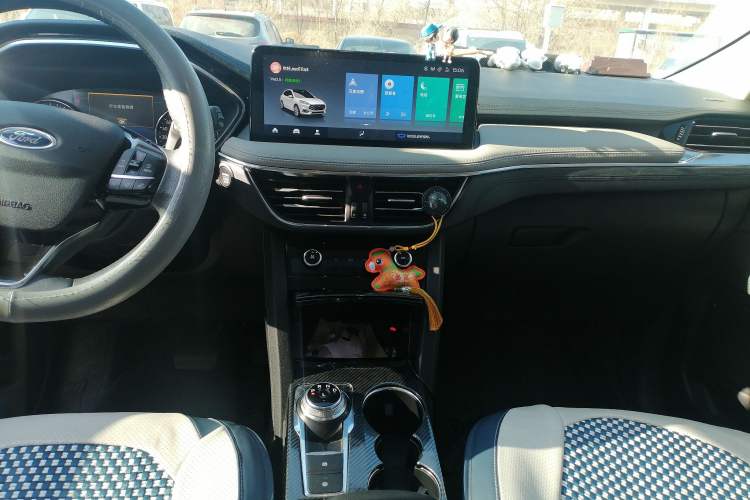 Used Ford Escape 2020 EcoBoost 245 4x4 Enjoyment Model Audio And AC Panel