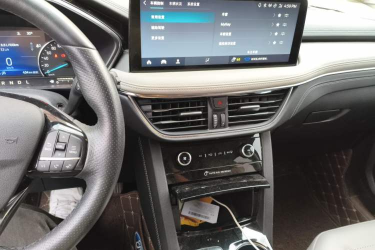 Used Ford Escape 2020 EcoBoost 245 Two-Wheel-Drive Titanium Edition Audio And AC Panel
