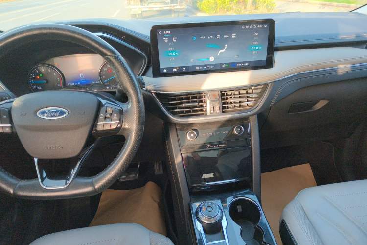 Used Ford Escape 2020 EcoBoost 245 Two-Wheel-Drive Titanium Edition Audio And AC Panel