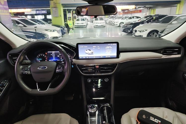 Used Ford Escape 2020 EcoBoost 245 Two-Wheel-Drive Titanium Edition Center Console