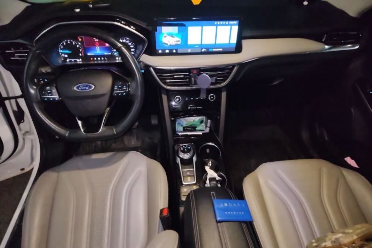 Used Ford Escape 2020 EcoBoost 245 Four-Wheel Drive Titanium Edition Center Console