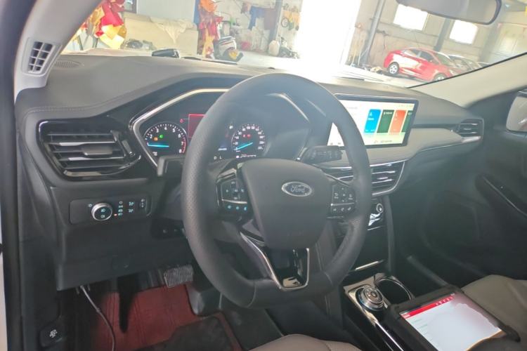 Used Ford Escape 2020 EcoBoost 245 Two-Wheel-Drive Titanium Edition Center Console