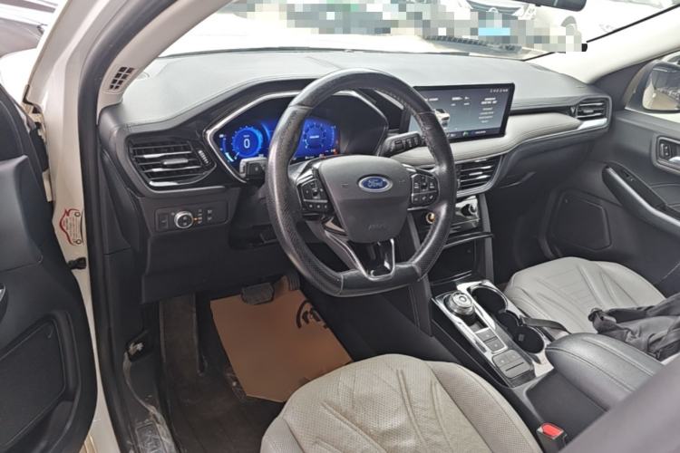 Used Ford Escape 2020 EcoBoost 245 Four-Wheel Drive Luxury Edition Center Console