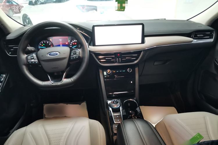 Used Ford Escape 2020 EcoBoost 245 Two-Wheel Drive Smart & Enjoyment Model Center Console