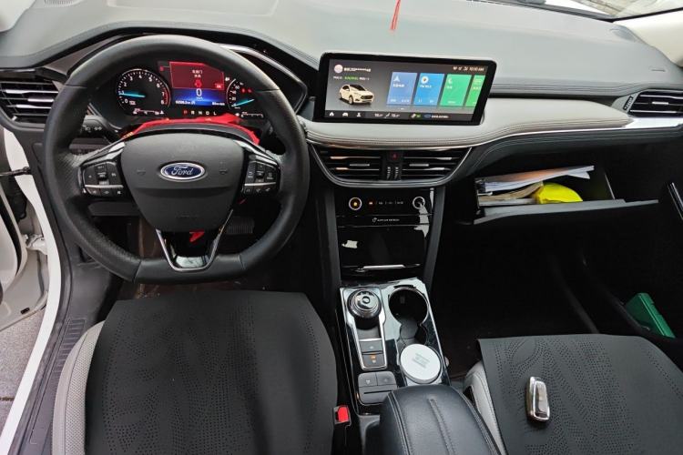 Used Ford Escape 2020 EcoBoost 245 Two-Wheel Drive Smart & Enjoyment Model Center Console