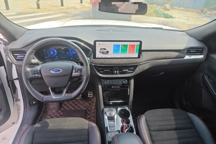 Used Ford Escape 2020 EcoBoost 245 Four-Wheel Drive ST-LINE Deluxe Edition Center Console