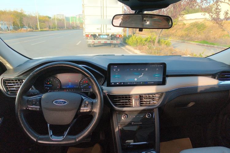 Used Ford Escape 2020 EcoBoost 245 Two-Wheel-Drive Titanium Edition Center Console