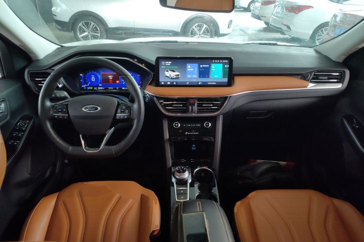 Used Ford Escape 2020 EcoBoost 245 Two-Wheel Drive Smart & Enjoyment Model Center Console