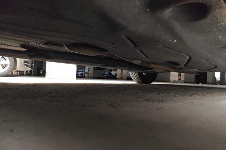 Used Ford Escape 2020 EcoBoost 245 Four-Wheel Drive ST-LINE Deluxe Edition Chassis Front Left